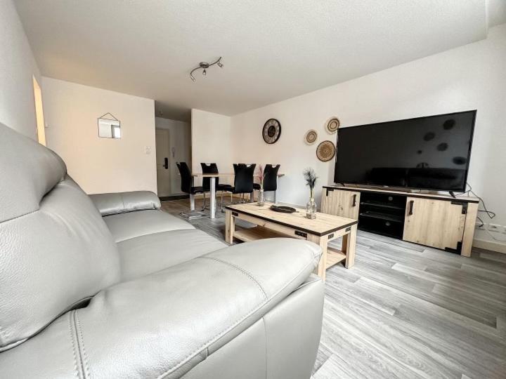 Residence Bury Тюль Екстер'єр фото