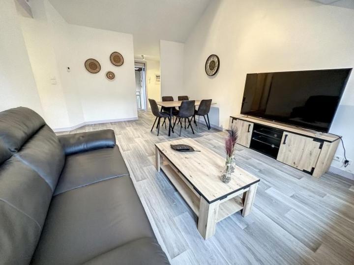 Residence Bury Тюль Екстер'єр фото
