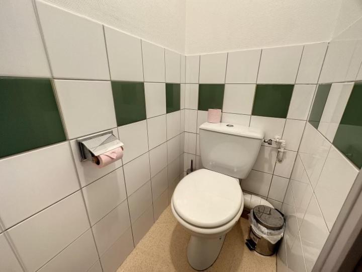 Residence Bury Тюль Екстер'єр фото