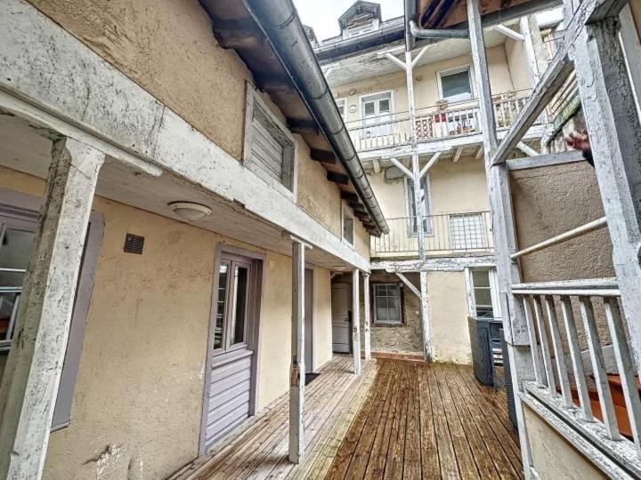 Residence Bury Тюль Екстер'єр фото