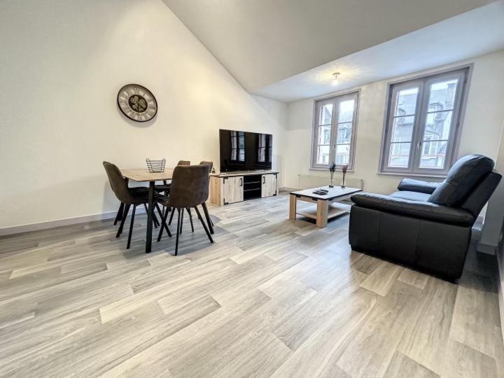 Residence Bury Тюль Екстер'єр фото