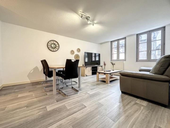 Residence Bury Тюль Екстер'єр фото