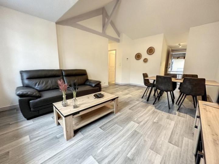 Residence Bury Тюль Екстер'єр фото