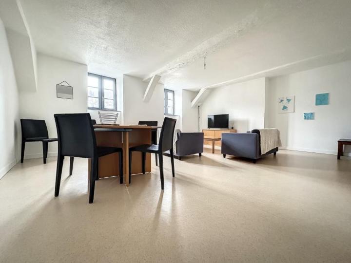 Residence Bury Тюль Екстер'єр фото