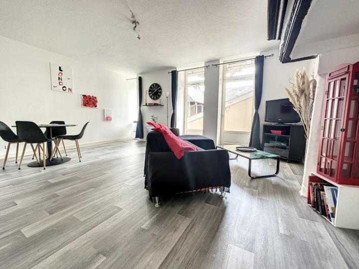 Residence Bury Тюль Екстер'єр фото
